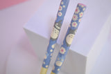 Bambus Essstäbchen Totoro hellblau mit weißen Blümchen