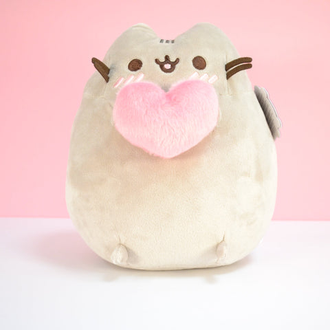 Pusheen mit Herz