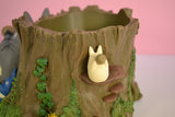 Totoro Baumstamm Blumengefäß